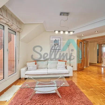 Atico Salesas - Parking Gratuito Daire Oviedo